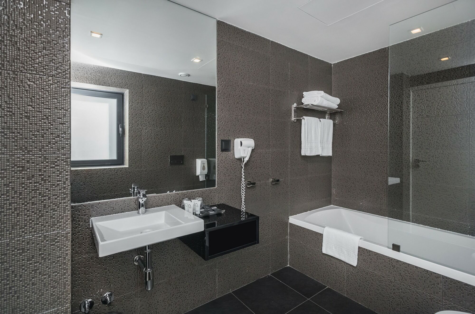 פאטימה Essence Inn Marianos Hotel מראה חיצוני תמונה